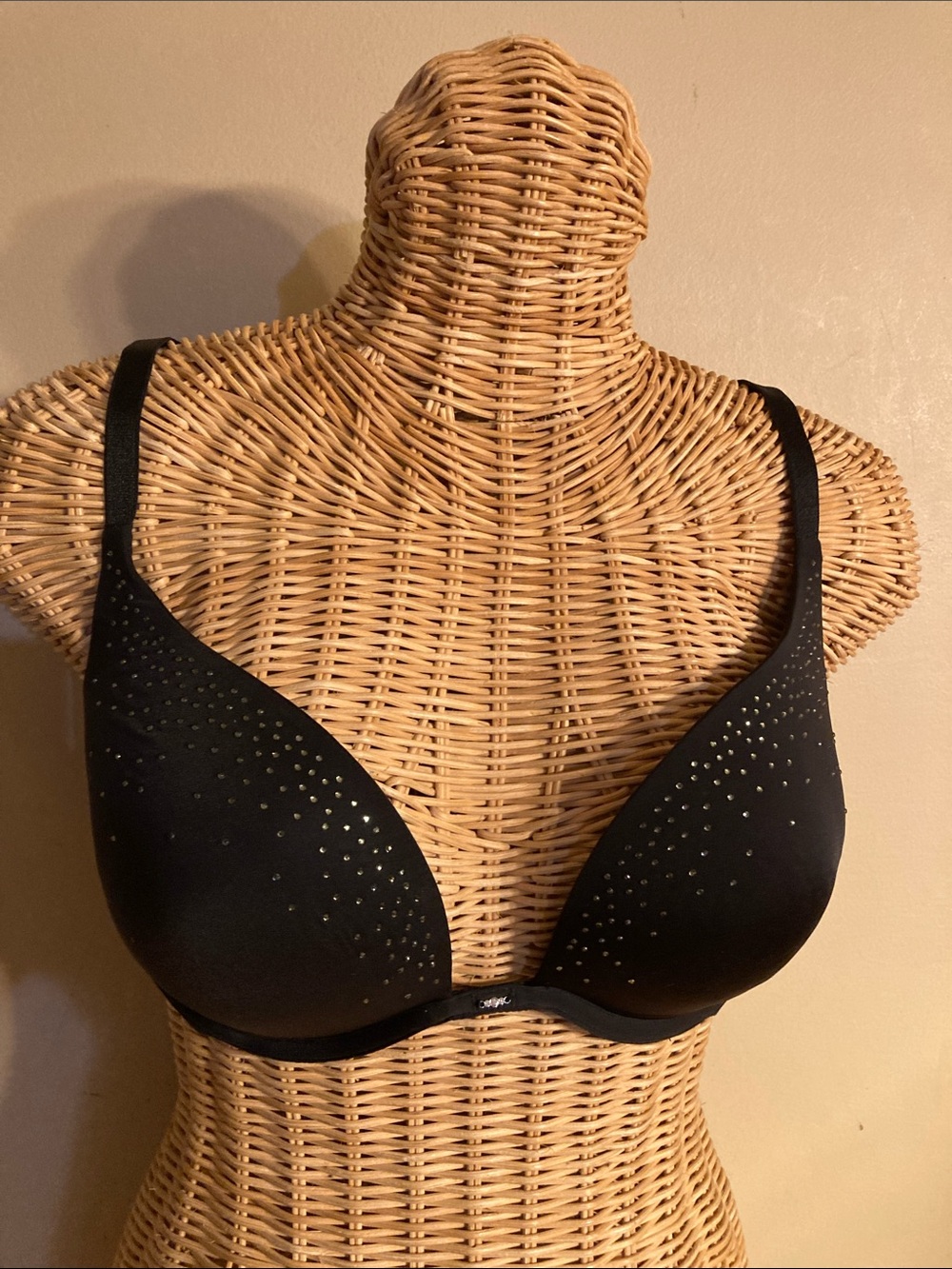 Victoria’s Secret Black Lined Push-Up Bra with Rhinestone Accent 36D
